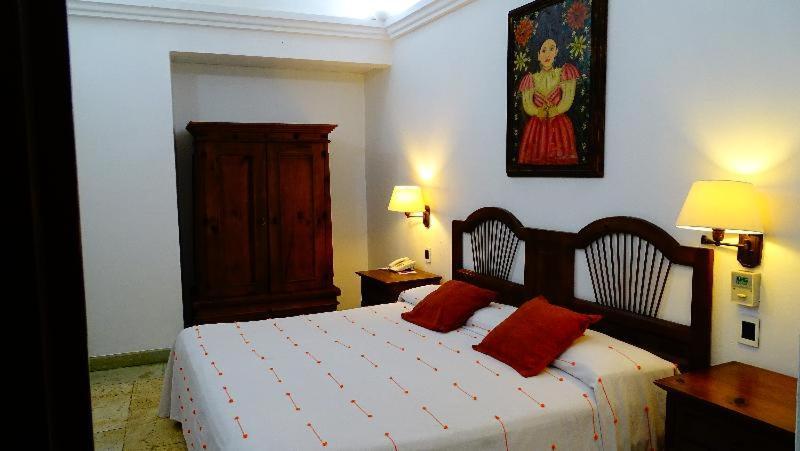 Hotel Aitana Oaxaca Zimmer foto